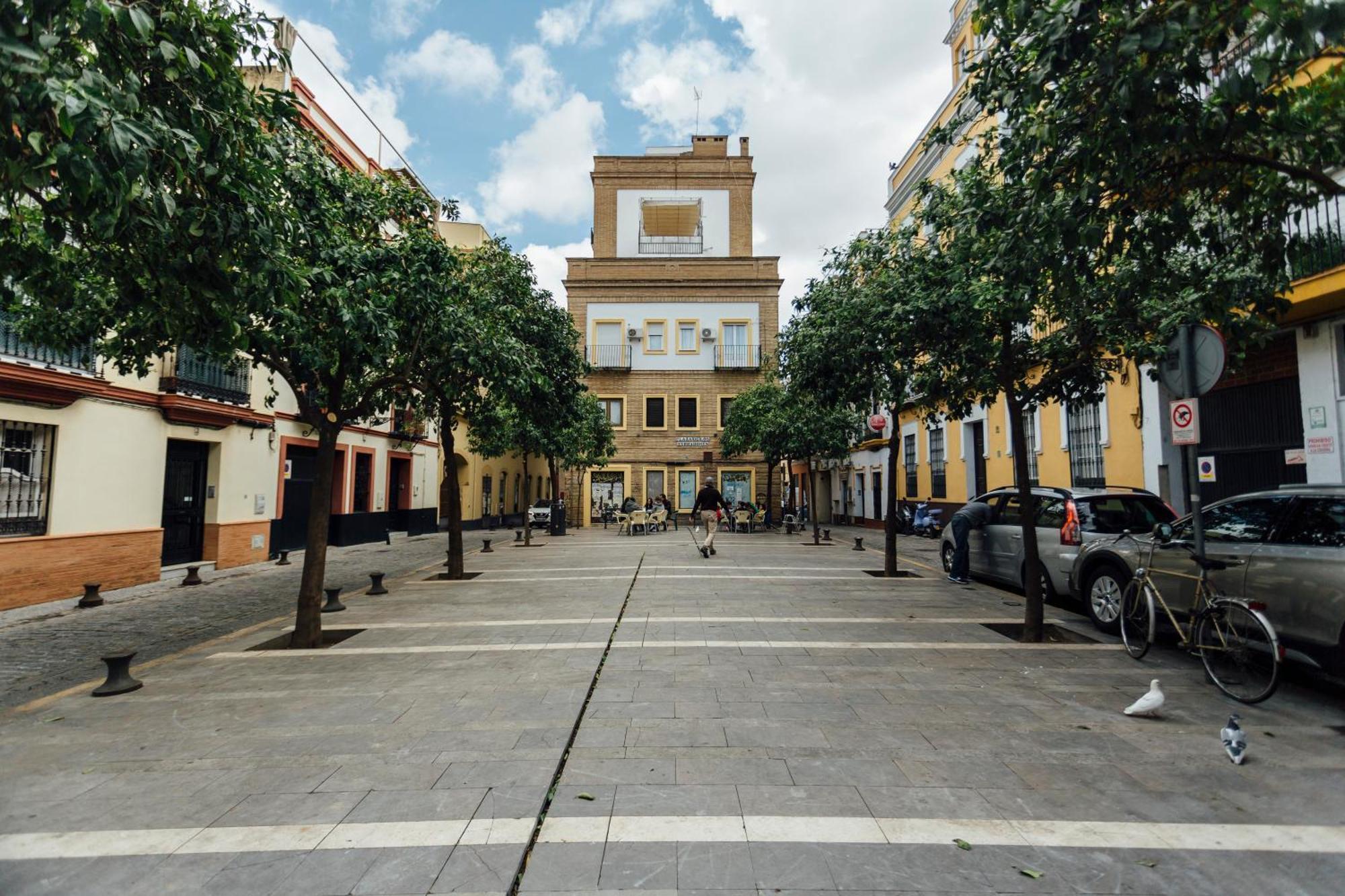 Apartment Stunning And Colorful- 4bd 2bth- Santa Cruz Sevilla